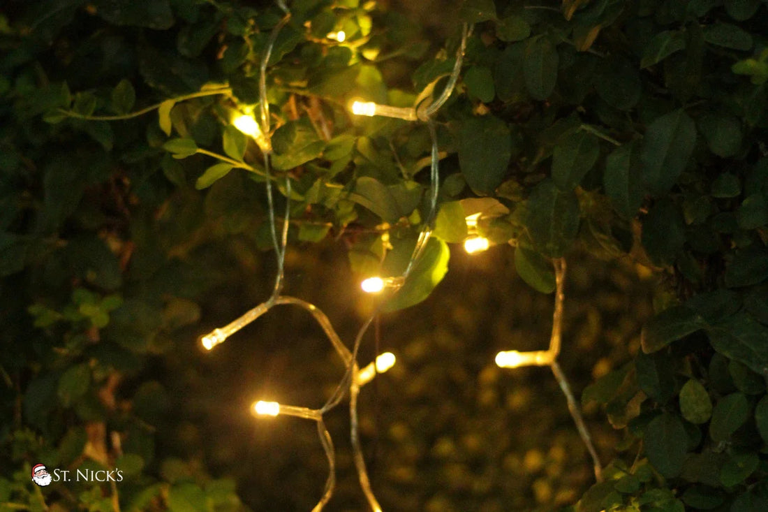 Elegant Christmas Lights for Your Summer Deck Lighting