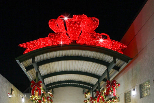 stunning-giant-red-bow-with-lights