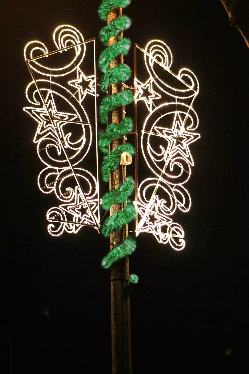 Green_Pole_Tinsel_25_x6_-_Garland