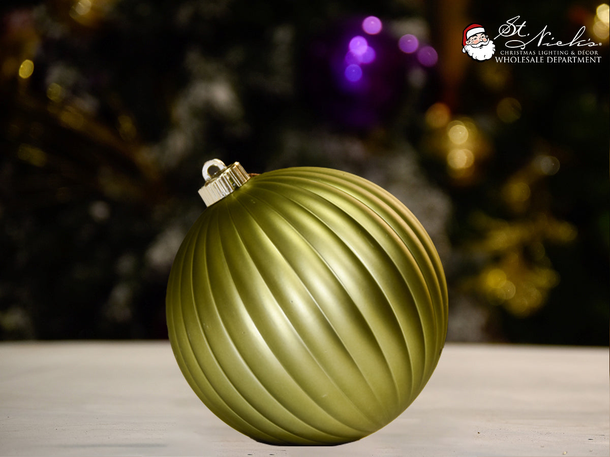 green-matte-pumpkin-christmas-tree-decor-ornament-150mm-st-nicks-CA