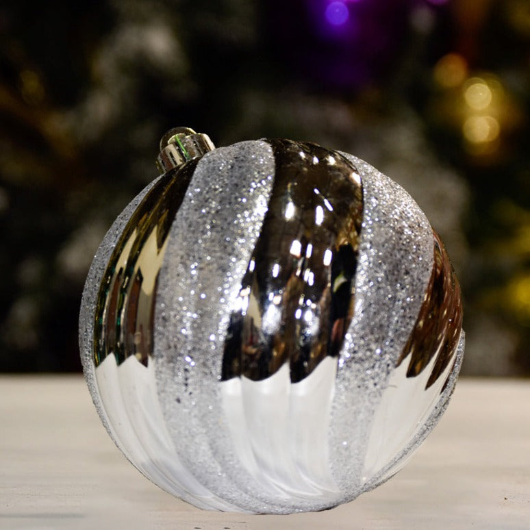 silver-shiny-swirl-christmas-tree-decor-ornament-150mm-st-nicks-CA